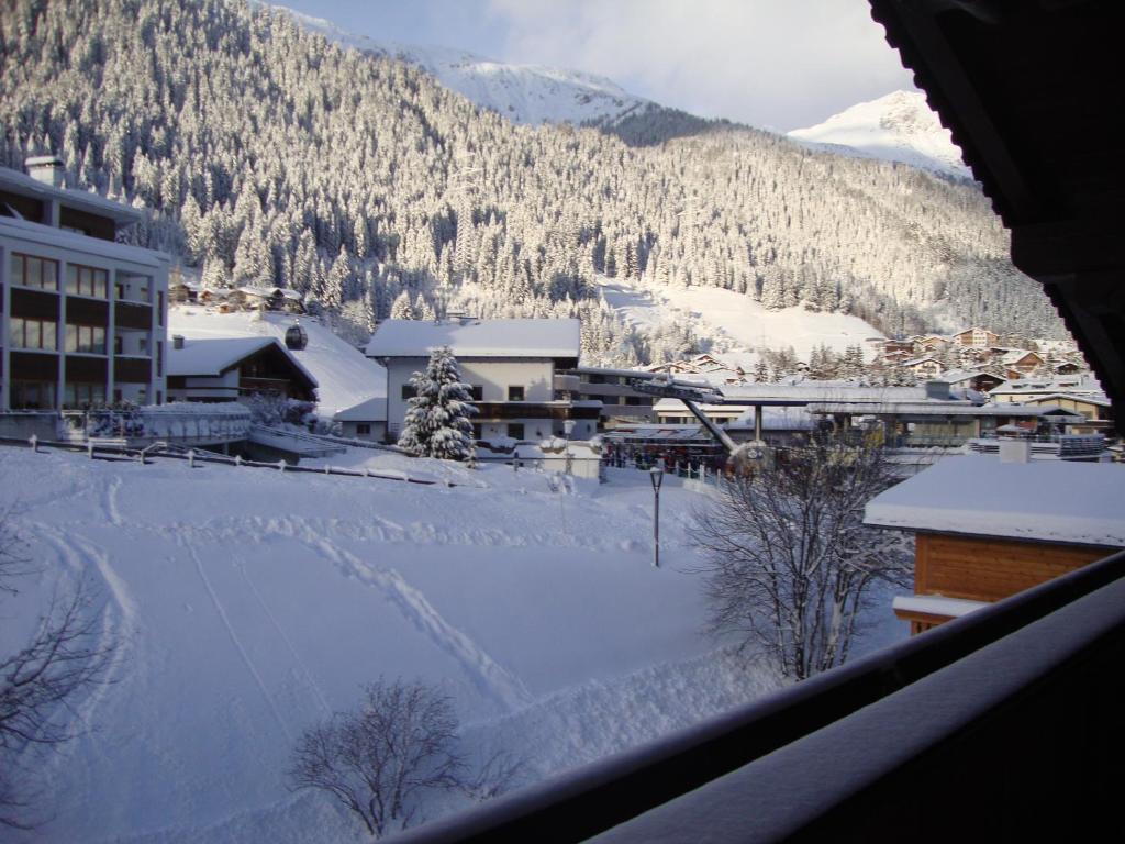 Hotel Garni Senn Sankt Anton am Arlberg Room photo